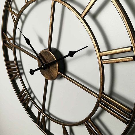 Horloge murale rétro en métal avec chiffres romains, silencieuse et précise, pour le salon, différents styles d'horloges murales (noire) (1/4)