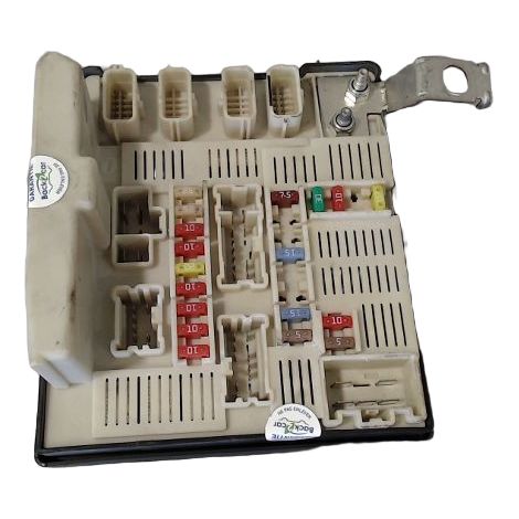 [PRODUIT D'OCCASION] Boite A Fusibles RENAULT Megane ♻️ Ref Oe. 8200455424 - Garantie à vie (1/5)