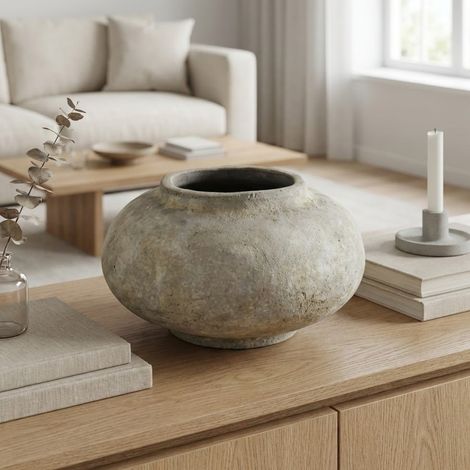 Botanica Brushed Perry Vase (1/2)