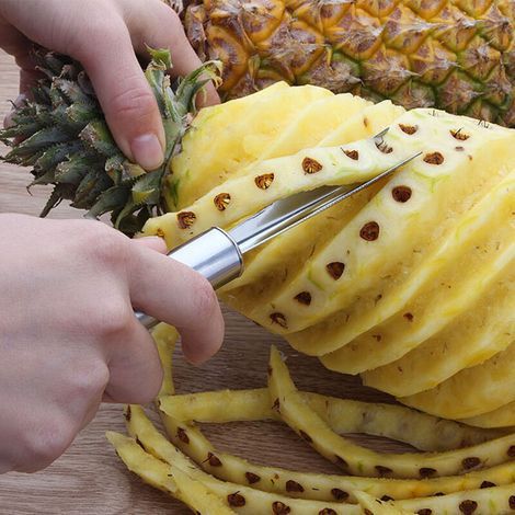 Éplucheur graines en forme de V en acier inoxydable - 1 éplucheur pour les yeux - pelle pour les yeux d'ananas, Peut également enlever les racines de fraises, pommes terre, carottes, etc (1/3)