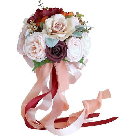 Romantischer Brautstrauß – Braut hält einen Strauß mit künstlichen Rosen (1/5)
