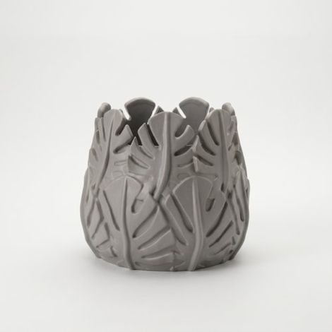 Pot décoratif gris en forme de feuille pour plantes (1/3)