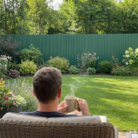 Canisse PVC double face verte 1,5 × 5 m avec kit de fixation (1/5)