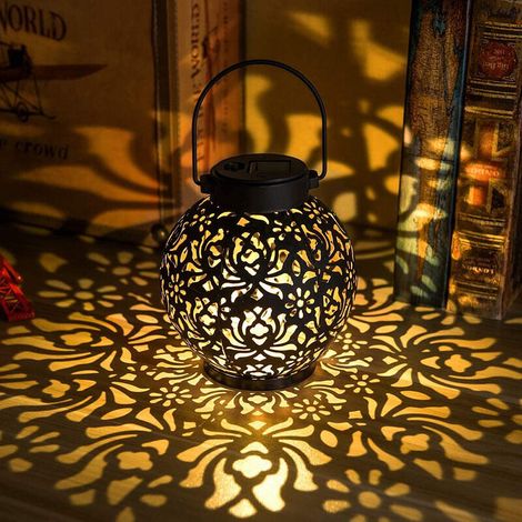 Solar garden lantern, hanging light with solar technology for outdoor use, IP65 waterproof, rechargeable solar lantern with star projection effect, decorative for garden, parties, yard, table, hallway (1/5)