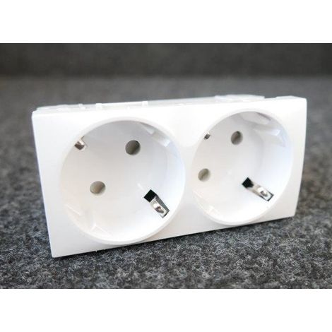 Bloc 2 prises 2P+T 16A standard allemand SCHUKO blanc polaire 90x45mm à clipser ALTIRA