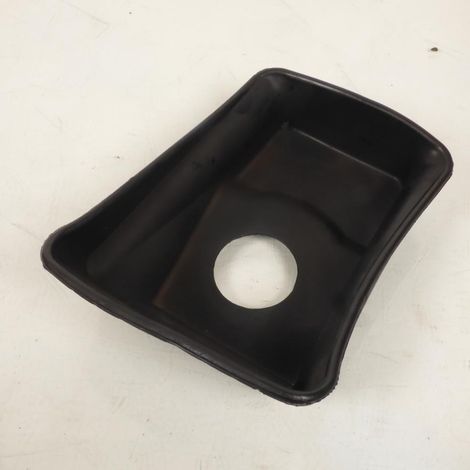 [PRODUIT D'OCCASION] Plastique divers origine pour scooter Suzuki 125 Burgman (1/2)