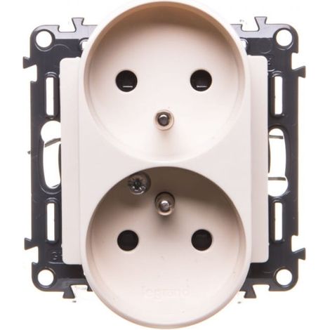 Valena life Double prise 2P+Z avec obturateur crème 753290