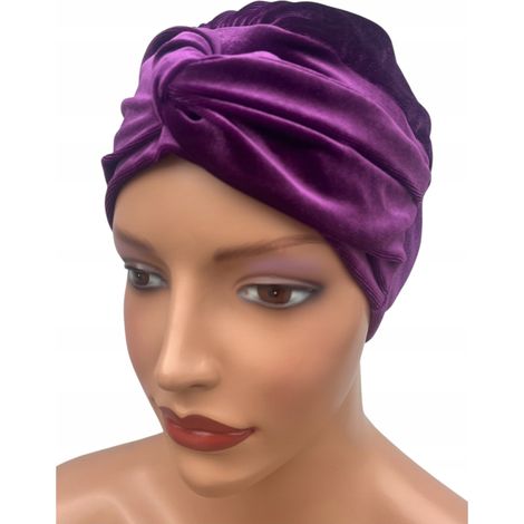 Turbante para mujer después de la quimioterapia. Tocado Sara de terciopelo morado con forro. (1/5)