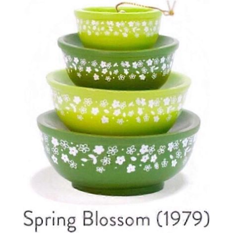 Vintage Pyrex-Schüsseln als Weihnachtsbaumschmuck – Harzdekoration für Weihnachtsfeiern, einzigartige Sammlerstücke-Spring Blossom 1979 (1/5)