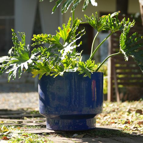 Vaso da fiori in ceramica con drenaggio blu OKMYHOME (1/5)