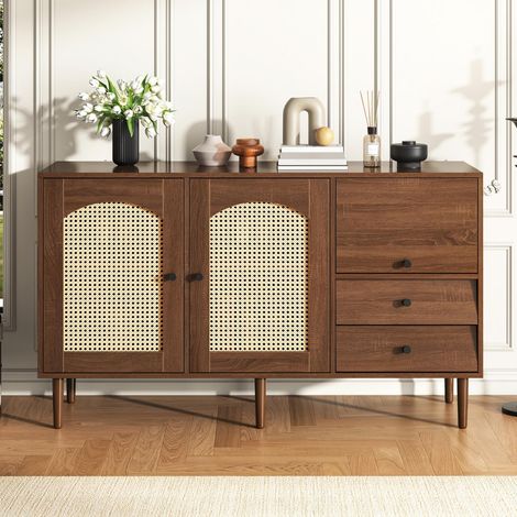 Buffet 130 cm en bois, avec 3 portes, 2 tiroirs et 2 étagères de rangement, portes en rotin, style rustique, bahut - Marron (1/5)