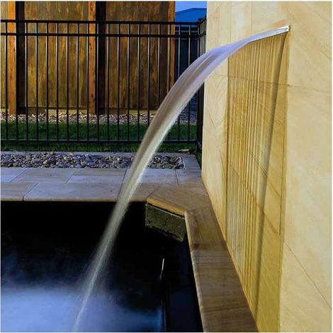 Cascata d'acqua per la piscina incassata nella parete, larghezza 600 mm