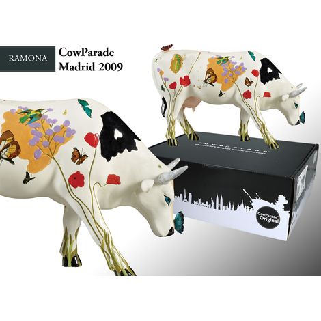 CowParade Madrid nel 2009, Ramona, di Alejandra Corral de la Serna, alias Kuska. (1/4)