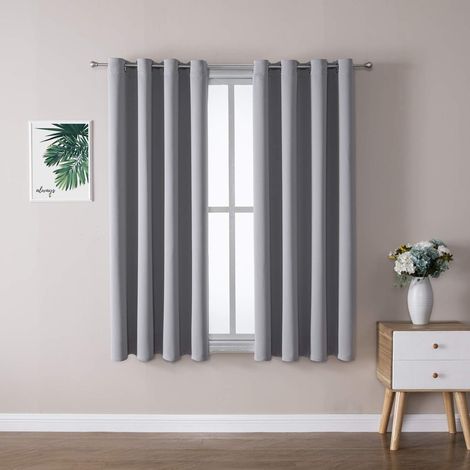 Ensemble de 2 rideaux occultants isolants (gris clair, 52 x 63 pouces) (1/3)