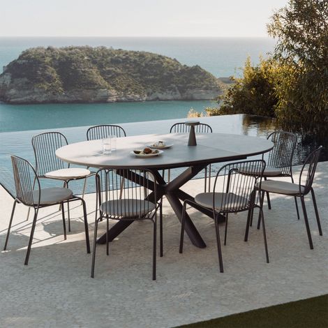 Set da tavolo 145-200x145 cm allungabile in alluminio Begur e 8 sedie da giardino in acciaio Anerina SKLUM             (1/5)