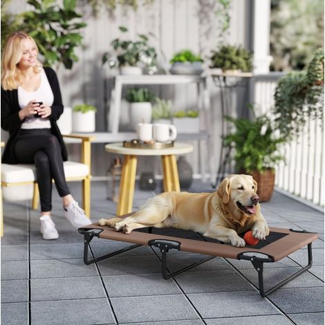 Erhöhtes klappbares Hundebett mit Netzgewebe 107 x 61 x 20 cm Braun OKWISH (1/5)