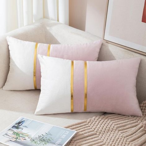 Set aus 2 dekorativen Samt-Lendenkissenbezügen, rosa-weißes Patchwork mit goldenen Ledereinsätzen, 30 x 50 cm. Ideal zur Dekoration von Wohnzimmer, Sofa, Schlafzimmer oder Auto. (1/5)