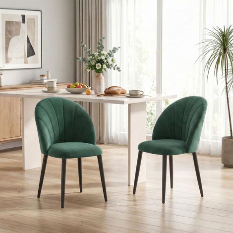 Ensemble de 2 chaises de salle à manger rembourrées avec dossier en velours coquillage. 52 x 55 x 79 cm. Vert foncé.