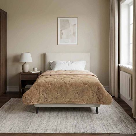 Winterbettdecke Taupe 135 x 220 cm Mikrofaser und Teddy-Fleece
