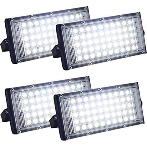 Set di 4 proiettori LED da esterno ultra luminosi, impermeabili IP66, per giardino, garage, campo sportivo (50W) (1/5)