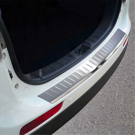 OMAC Ladekantenschutz für Mitsubishi Outlander 2013-2015 Pre-FL Chrom (1/5)