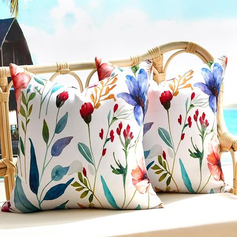 Housses de coussin de jardin imperméables, 45 x 45 cm (lot de 2) — Housses de coussin carrées à l'esprit printemps-été, ornées d'un motif de fleurs d'oranger bleues et de feuilles vertes. (1/5)