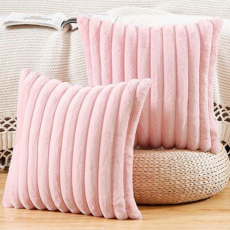 Lot de 2 housses de coussin en fausse fourrure douce et rayée, roses, 45 x 45 cm, pour canapé ou chambre. (1/5)