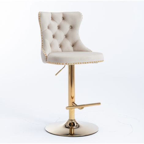 Tabourets pivotants en velours beige, assise réglable de 63,5 à 84 cm, dossier rembourré avec clous dorés, piètement doré, modèle DE1912BG (1/5)