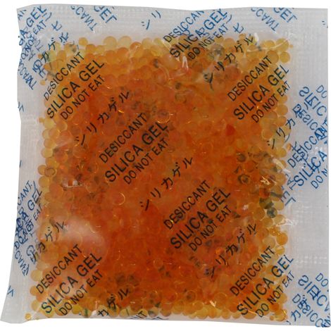 Paquet De 100 Sachets De Granulés Absorbant L'humidité En Silice. Chaque Sachet Contient 10 G De Granulés. Les Granulés Sont Pri