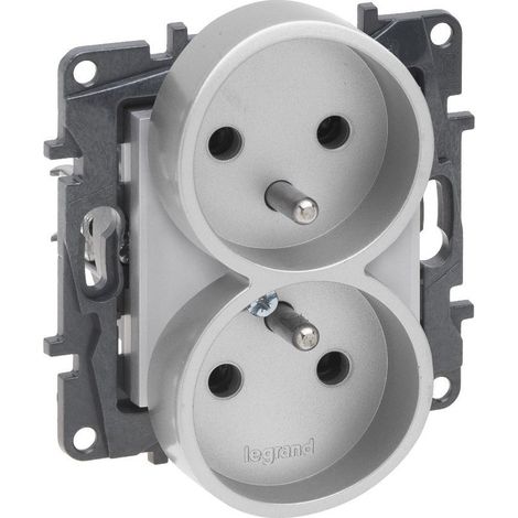 Prise électrique Legrand niloe step double bornes vis aluminium