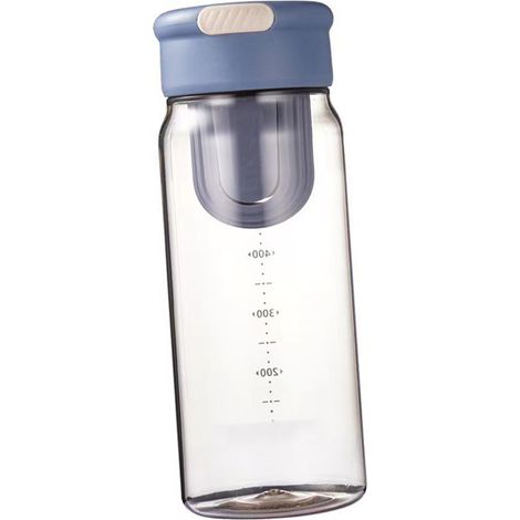 Bouteille d'eau en plastique avec filtre à thé intégré, corps transparent, 650 ml, idéale pour le sport et les employés de bureau. Couvercle gris, corps blanc. (1/5)