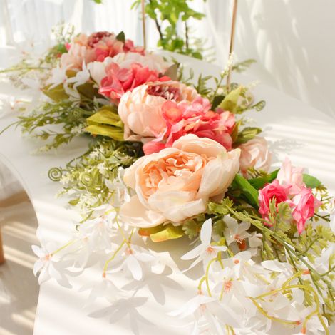 Guirlande printanière pour porte, décoration florale suspendue, fleurs pour arche de mariage, pivoines orange, longueur totale 75 cm, matériaux : fil métallique + plastique + soie. (1/5)