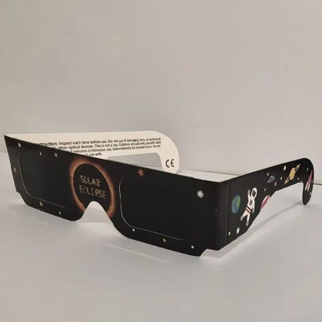 Lunettes d'éclipse solaire (8 paires) - Lunettes de protection solaire conformes à la norme ISO 12312-2:2015 et certifiées CE, adaptées à l'observation directe du soleil (pour les astronautes).