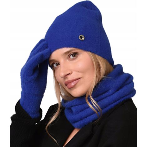 Conjunto de mujer: gorro, bufanda, calentador de cuello y guantes. Conjunto de invierno cálido en color azul aciano.