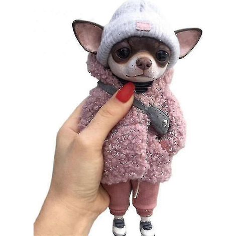 Adorables peluches Mogwai faites main par Valentina Gekova, représentant un chiot Chihuahua et un Shar-Pei (rose). (1/5)