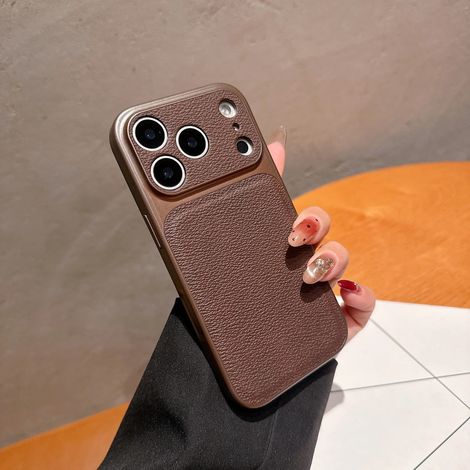 Étui de téléphone en cuir marron pour iPhone Air, finition mate antichoc, composé de plusieurs matériaux (polyester et polycarbonate). (1/5)