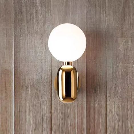 Applique murale minimaliste moderne en fer forgé, applique de couloir, lampe de chevet avec globe en verre, idéale pour le bureau ou la salle de bain. (1/5)