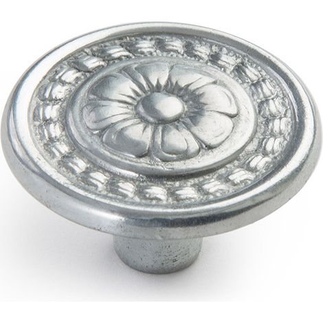 Pomo en zamak con acabado metal, dimensiones: 30x30x19mm, Ø: 30mm -