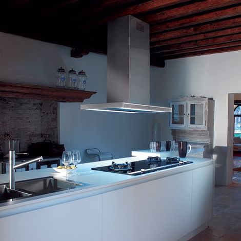 Falmec Lumina NRS. Potenza massima di estrazione: 800 m³/h, Rumorosità (velocità bassa): 33 dB, Rumorosità (velocità alta): 51 dB. Tipo: Cappa aspirante a i... - LUMINAISOLAINOX - CLMI90.00P2NEUI490F (1/3)