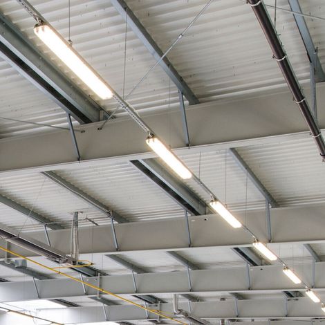 LED Wannenleuchte Hallenlampe Deckenleuchte Garagenlampe Feuchtraumleuchte, strahlwassergeschützt, Abstrahlwinkel 120°, 48W 5760lm 6500K kaltweiß, L 150 cm, 6er Set