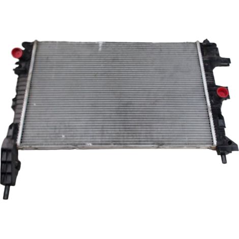 [PRODUIT D'OCCASION] Radiateur FORD Focus ♻️ Ref Oe. 1830145 - Garantie à vie (1/3)