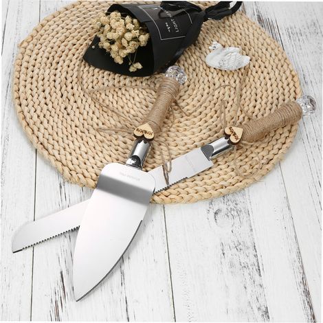 Hochzeitstortenmesser- und Serviermesser-Set aus Edelstahl mit Kristallgriffen, inklusive Geschenkbox für Hochzeiten und Jubiläen – rustikal-romantische Spitze (1/5)