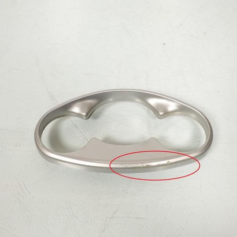 [PRODUIT D'OCCASION] Entourage de compteur origine pour Yamaha 125 Majesty 2003 à 2006 (1/3)