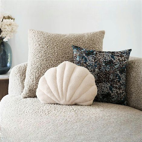 Coussin décoratif coquillage beige ARROW (1/3)