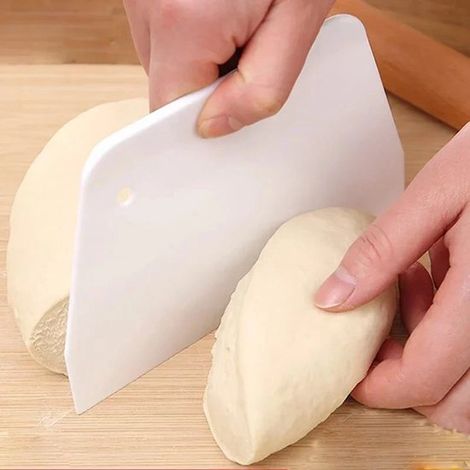 Set di 4 raschietti per impasto multifunzionali, adatti per impasto del pane, torte in pasta di zucchero, crema al burro, set da cucina fai-da-te per la pasticceria. (1/5)
