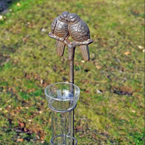 Pluviomètre jardin en fonte avec couple d'oiseaux – Cylindre gradué en verre – Hauteur 112 cm – Support métal pour stabilité – La Grande Prairie (1/4)