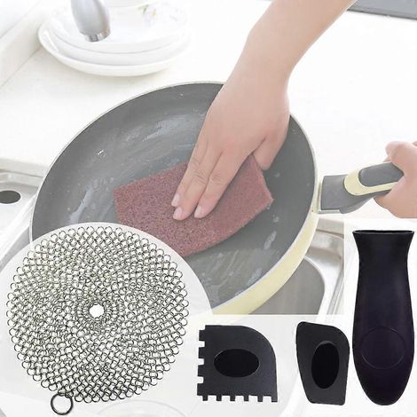 Ensemble d'éponges à récurer en acier inoxydable comprenant des grattoirs noirs, des poignées et des étuis pour le nettoyage des poêles en fonte. (1/4)