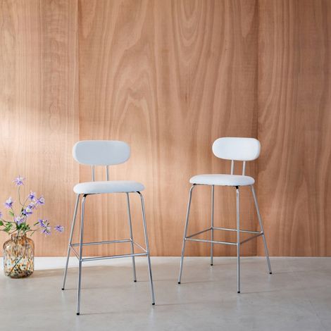 2 tabourets de bar décor bois courbé teinté chêne et tissu déperlant blanc. pieds métal chromé (lot de 2) - L 48 x P 54 x H 103cm - Erin (1/5)