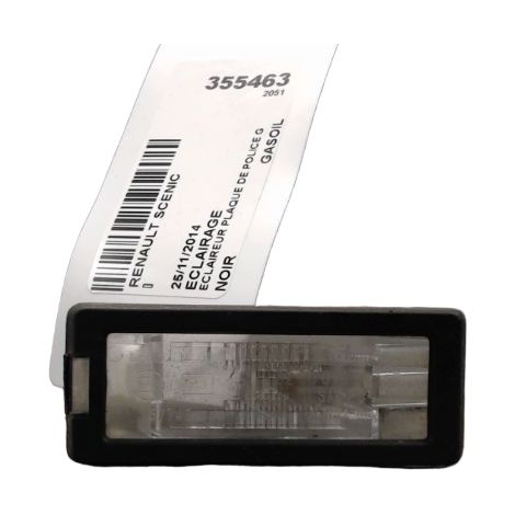 [PRODUIT D'OCCASION] Eclaireur Plaque De Police Droit RENAULT Scenic III 2009- ♻️ Ref Oe. 8200013577 - Garantie à vie (1/3)