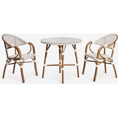 SKLUM Brielle Bistro-Set mit 80 cm rundem Tisch und 2 stapelbaren Aluminium-Gartenstühlen mit Armlehnen Gardenia Weiß                                  